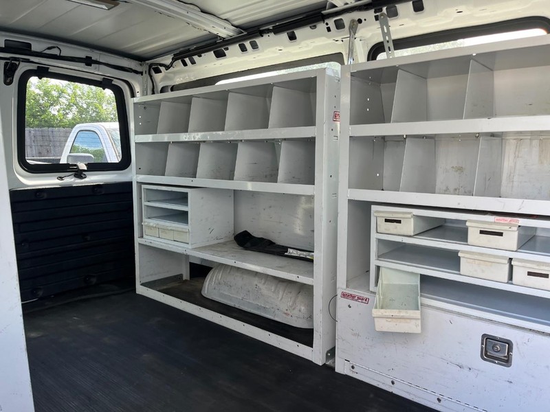 Chevrolet Express Cargo Van Vehicle Image 08