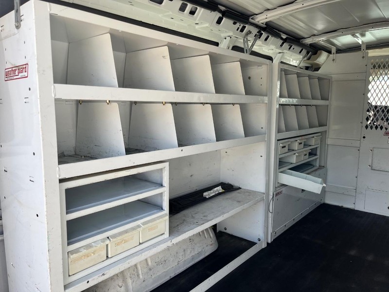 Chevrolet Express Cargo Van Vehicle Image 11