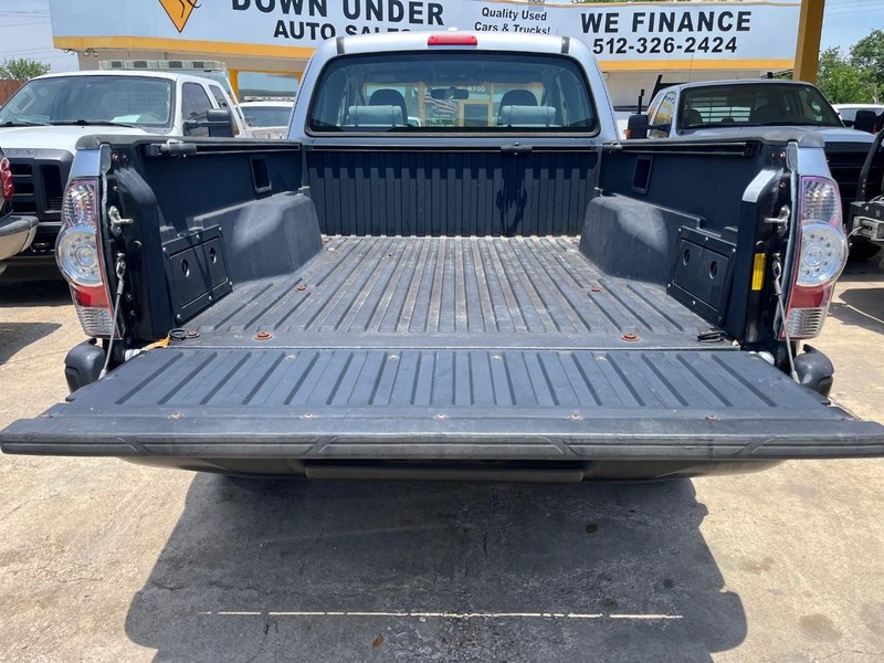 Toyota Tacoma Vehicle Image 07