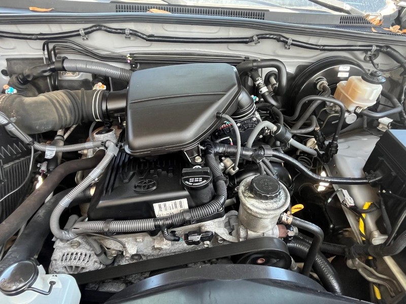 Toyota Tacoma Vehicle Image 15