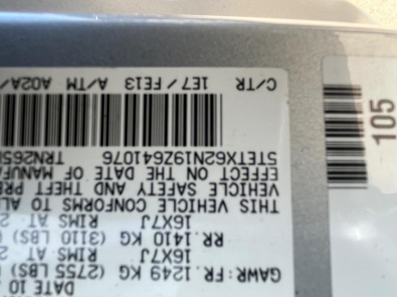 Toyota Tacoma Vehicle Image 16