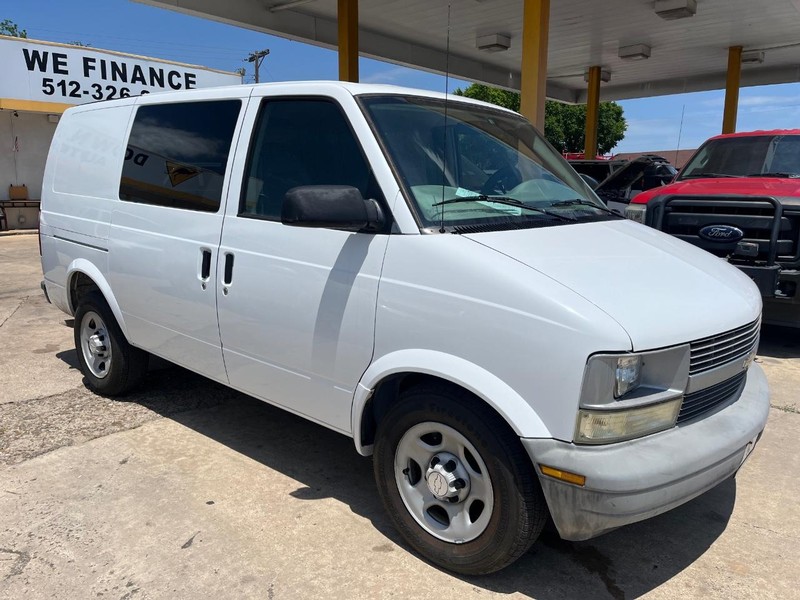 Chevrolet Astro Cargo Van Vehicle Image 03
