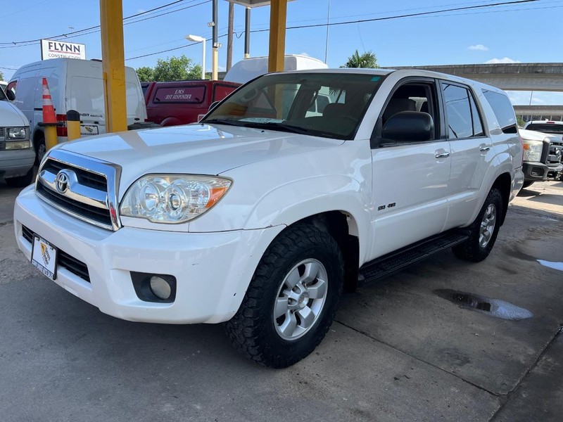 Toyota 4Runner Vehicle Image 03