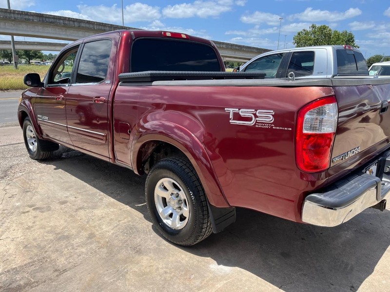 Toyota Tundra Vehicle Image 04