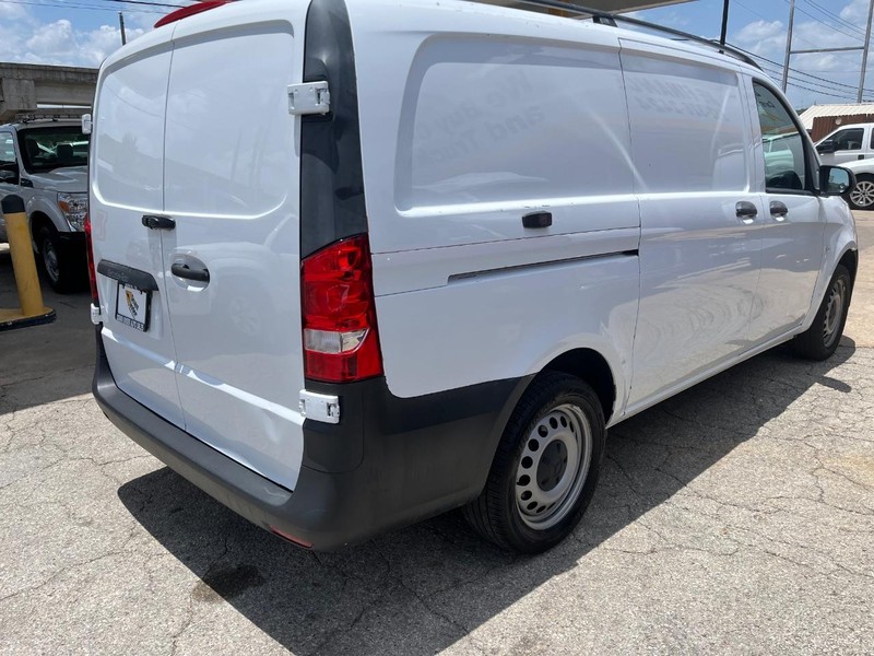 Mercedes-Benz Metris Cargo Van Vehicle Image 06