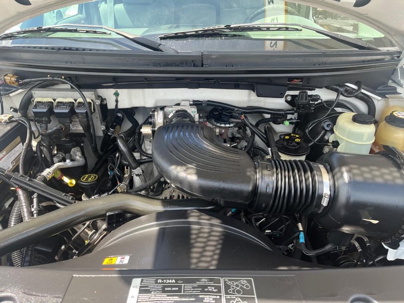 Ford F-150 Vehicle Image 12