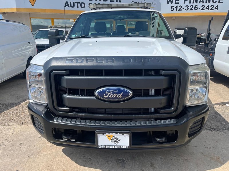 Ford Super Duty F-250 SRW Vehicle Image 02
