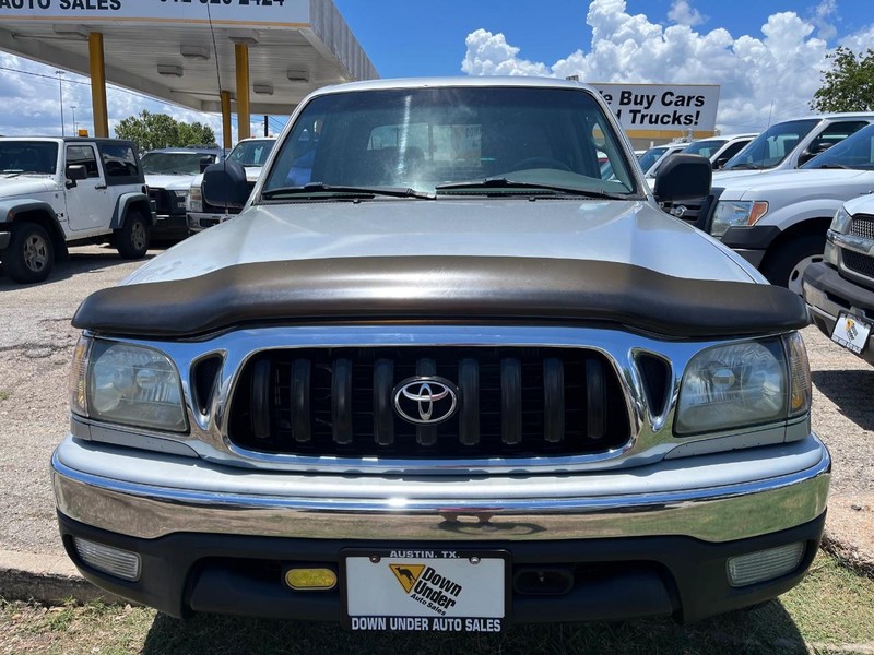 Toyota Tacoma Vehicle Image 02