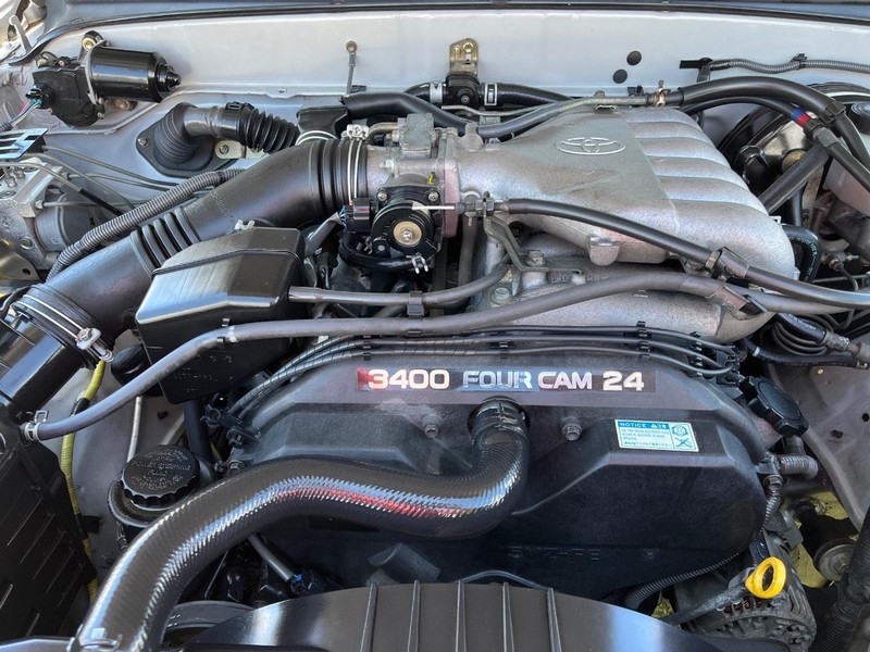 Toyota Tacoma Vehicle Image 14