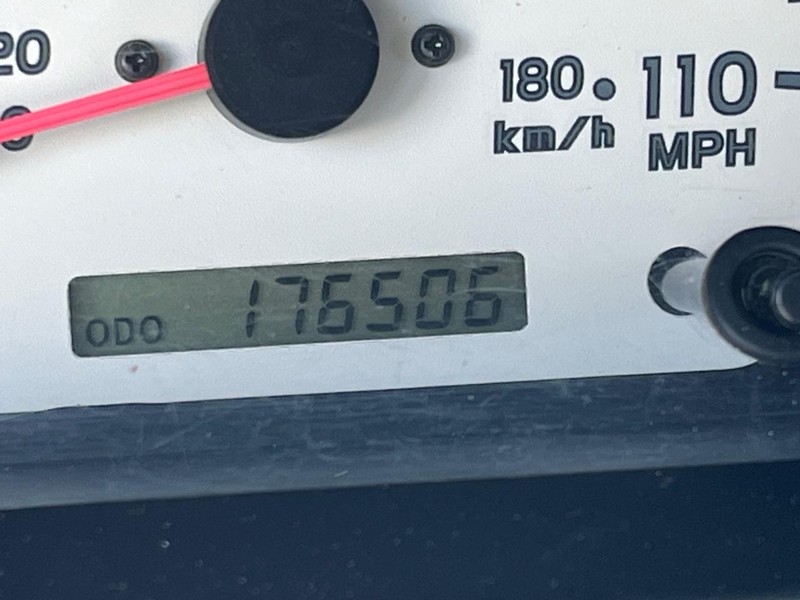 Toyota Tacoma Vehicle Image 16