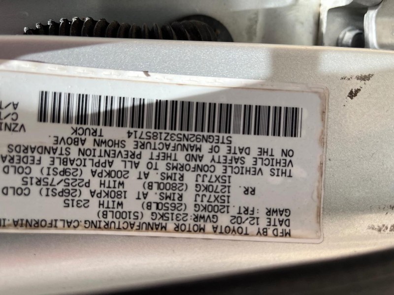 Toyota Tacoma Vehicle Image 17