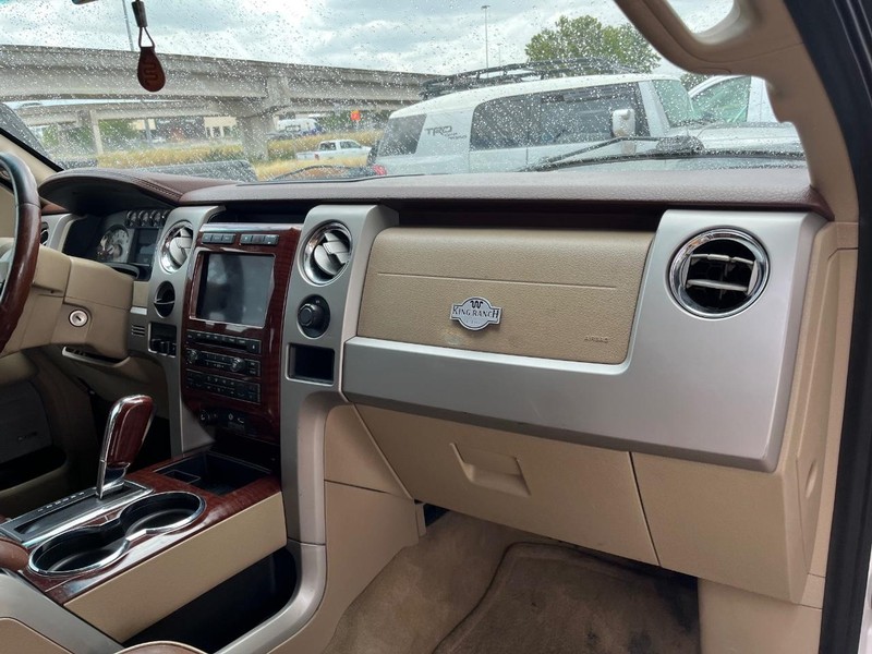 Ford F-150 Vehicle Image 12