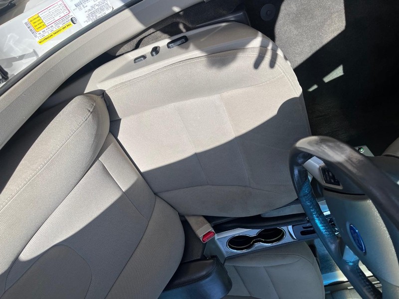 Ford Fusion Vehicle Image 07