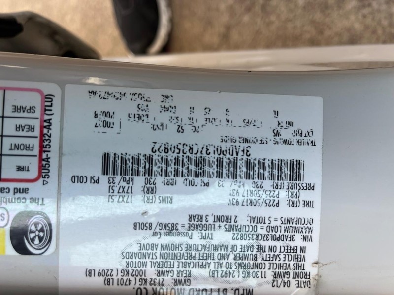 Ford Fusion Vehicle Image 15