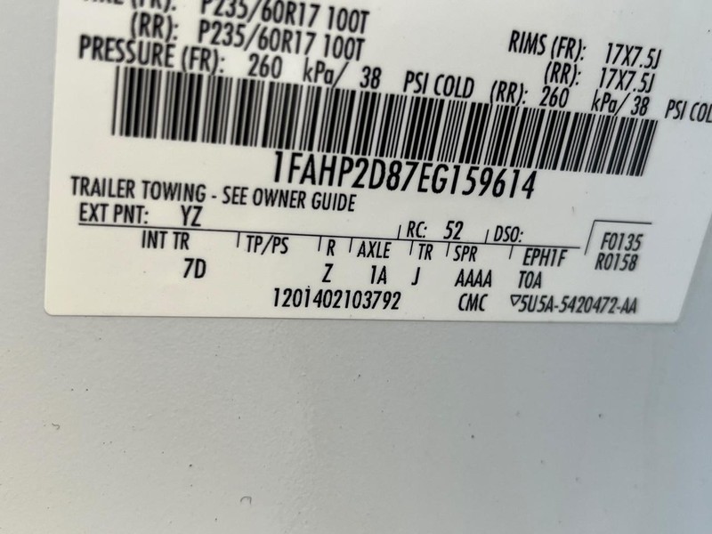 Ford Taurus Vehicle Image 16