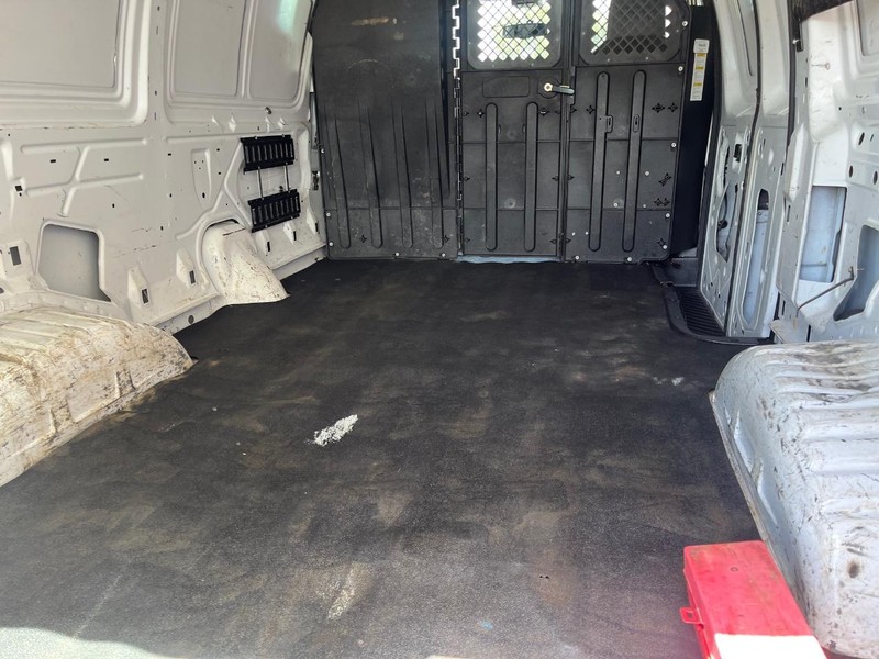 Ford Econoline Cargo Van Vehicle Image 12