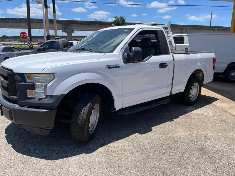 Ford F-150 Vehicle Image 02
