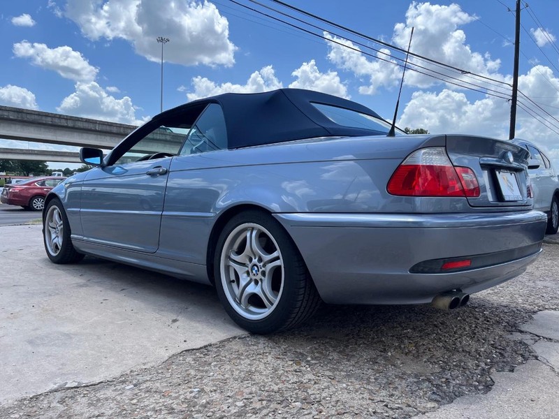 BMW 3 Series Vehicle Image 06
