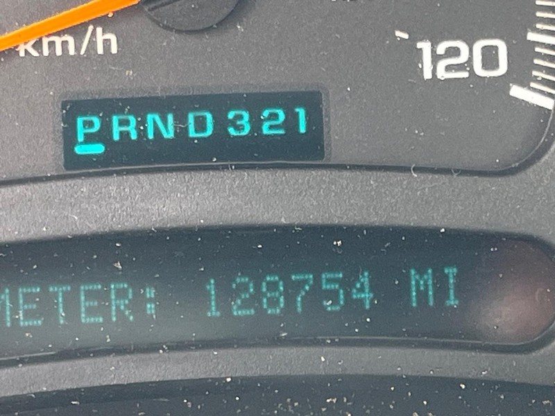 Chevrolet Silverado 1500 Vehicle Image 12