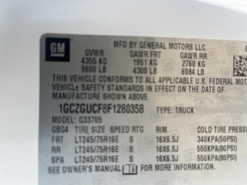 Chevrolet Express Cargo Van Vehicle Image 14