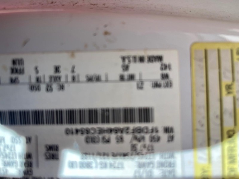 Ford Super Duty F-250 SRW Vehicle Image 09