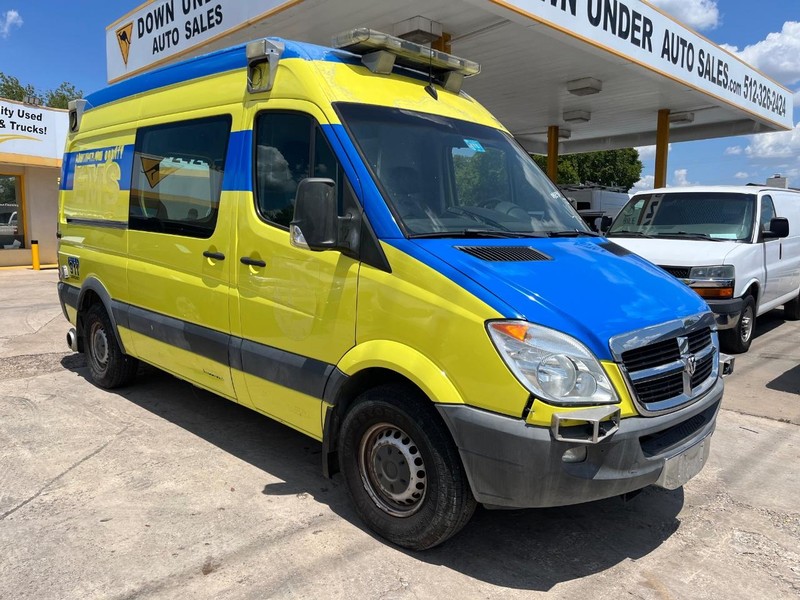 Dodge Sprinter Vehicle Image 03