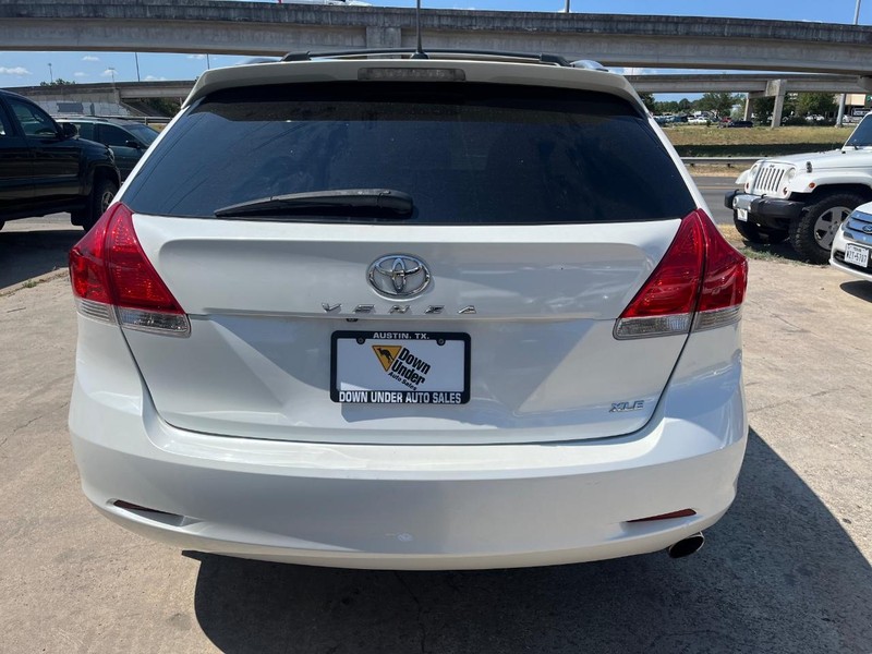 Toyota Venza Vehicle Image 04