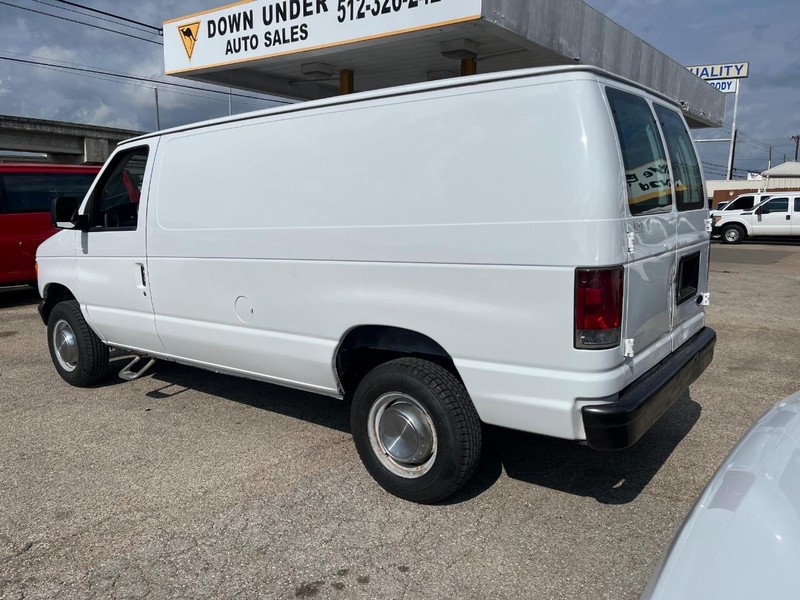 Ford Econoline Cargo Van Vehicle Image 09