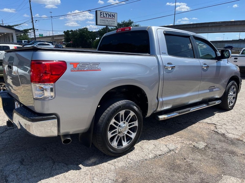 Toyota Tundra 2WD Truck Vehicle Image 06