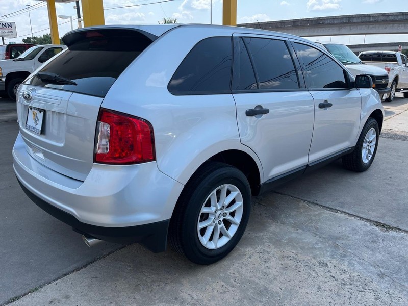 Ford Edge Vehicle Image 06