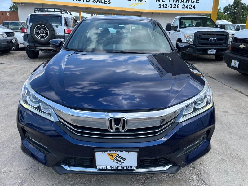 Honda Accord Sedan Vehicle Image 02