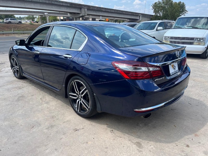 Honda Accord Sedan Vehicle Image 06
