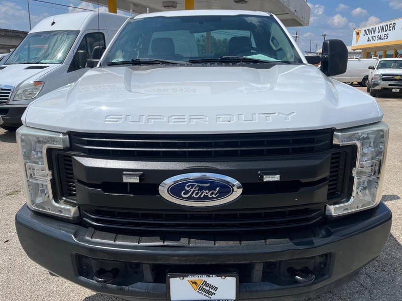 2017 Ford F-250 XL photo 2