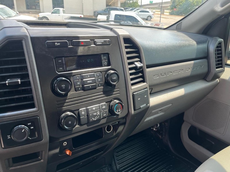 2017 Ford F-250 XL photo 10