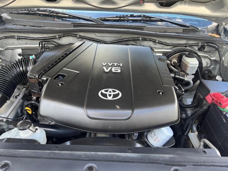 2006 Toyota Tacoma PreRunner photo 13