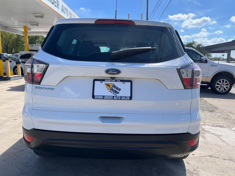 Ford Escape Vehicle Image 05