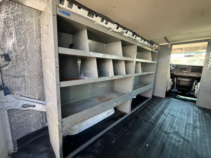 Chevrolet Express Cargo Van Vehicle Image 13