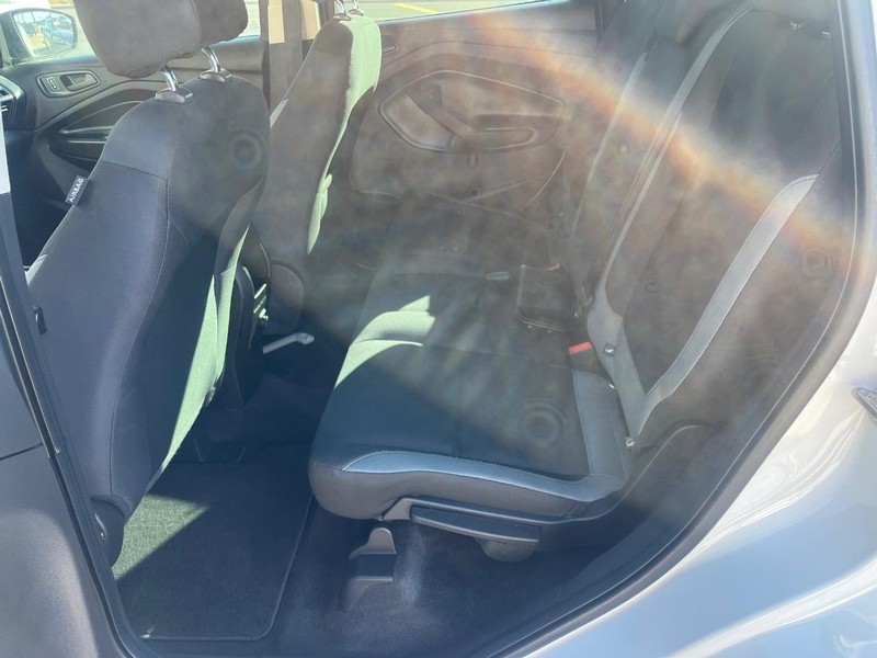 Ford Escape Vehicle Image 13