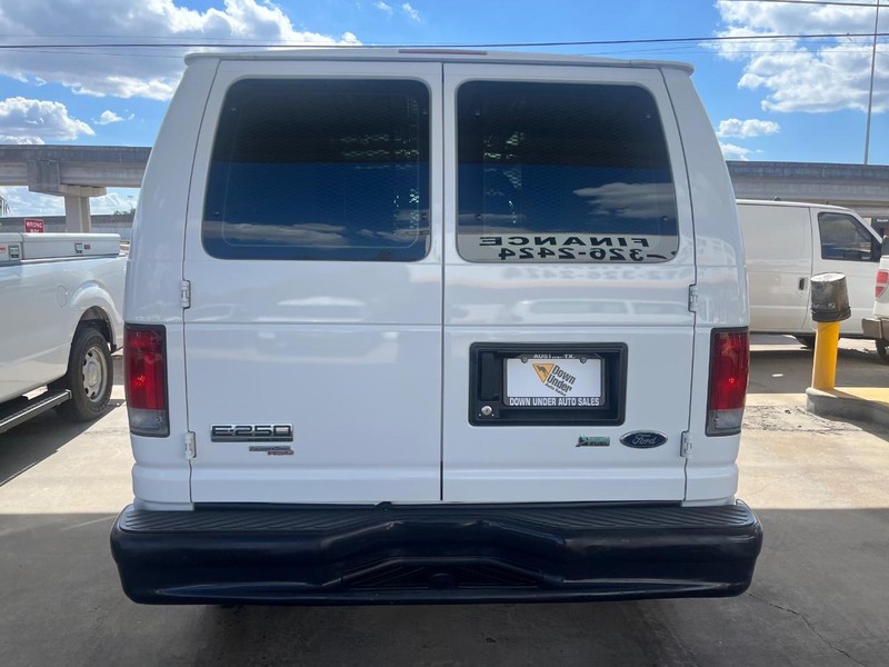 Ford Econoline Cargo Van Vehicle Image 05