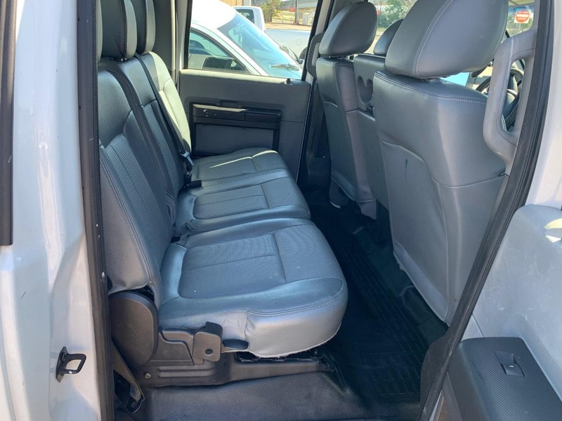 Ford Super Duty F-250 SRW Vehicle Image 11