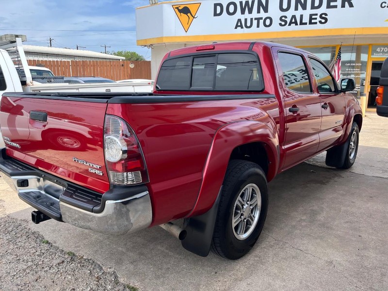 Toyota Tacoma Vehicle Image 04