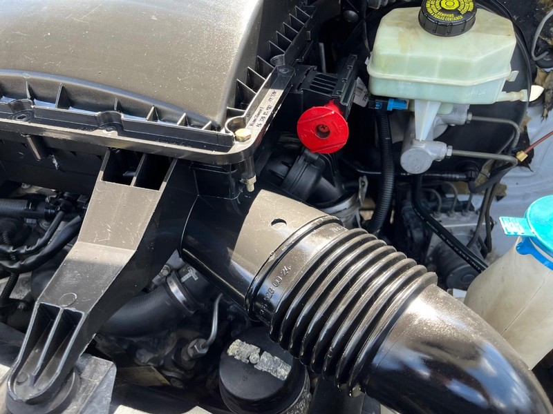 Mercedes-Benz Sprinter Vehicle Full-screen Gallery Image 05