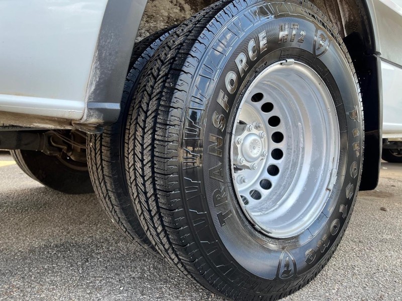 Mercedes-Benz Sprinter Vehicle Full-screen Gallery Image 15