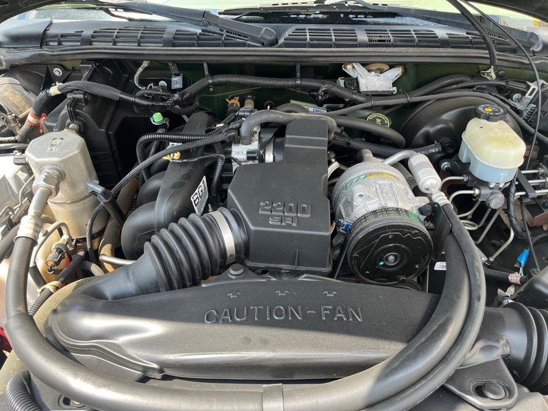 Chevrolet S-10 Vehicle Image 11