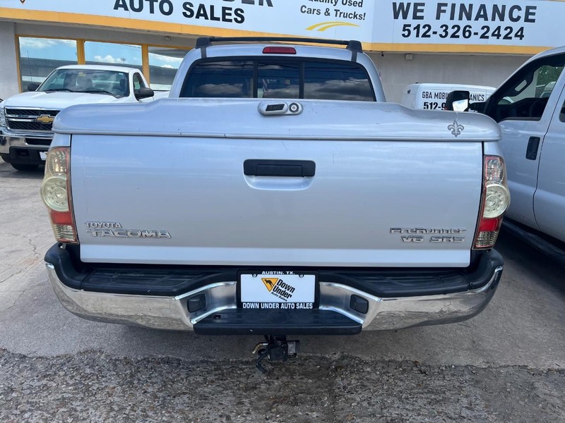 Toyota Tacoma Vehicle Image 05