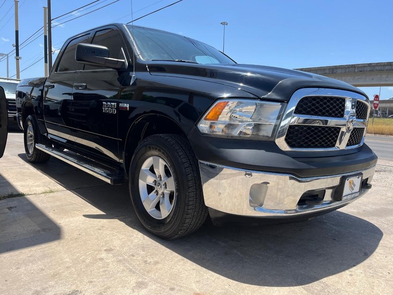 Ram 1500 Vehicle Image 03