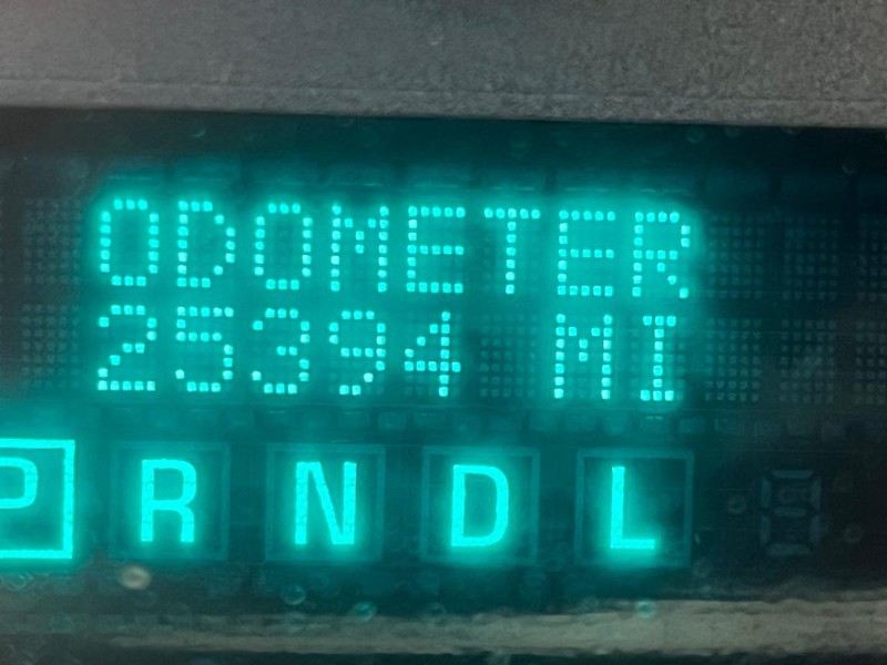 Chevrolet Impala Limited Vehicle Full-screen Gallery Image 14