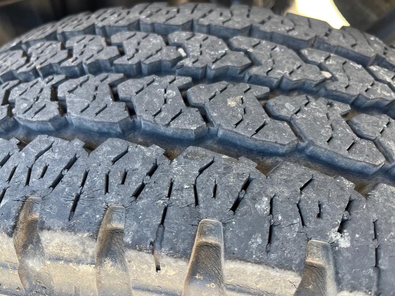 Chevrolet Silverado 2500HD Vehicle Full-screen Gallery Image 13