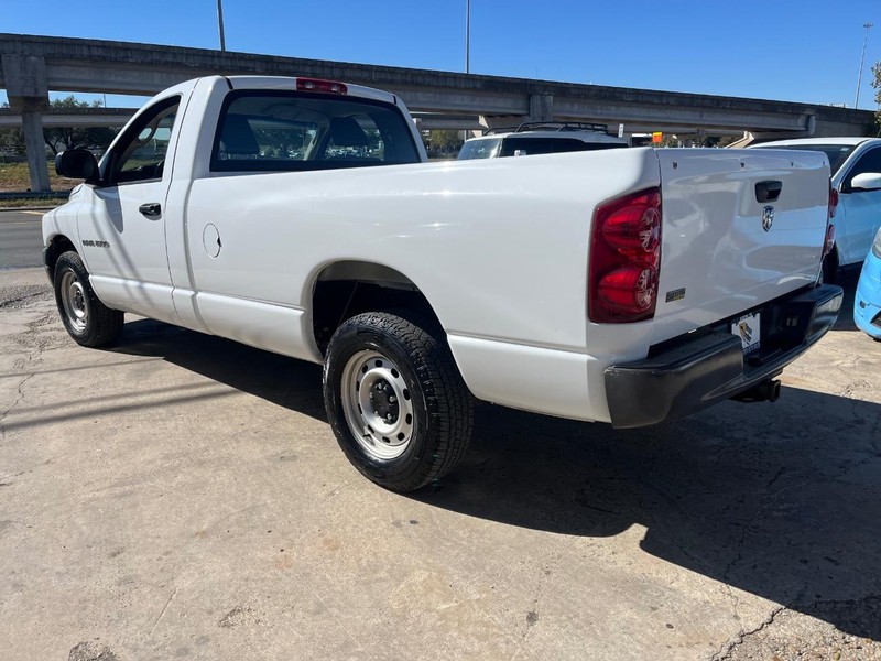Dodge Ram 1500 Vehicle Image 04