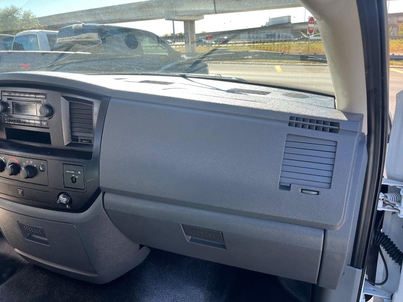 Dodge Ram 1500 Vehicle Image 09